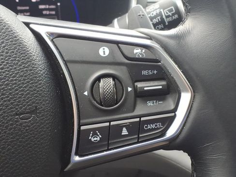 Used 2025 Acura MDX SH-AWD w/ Technology Package image 9