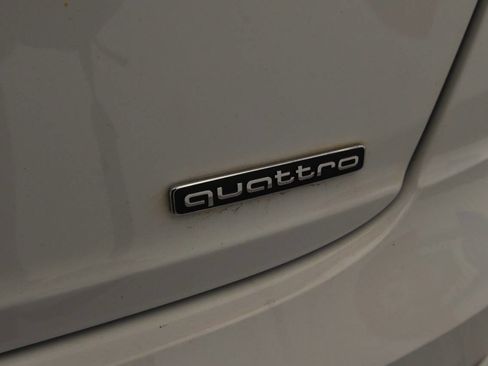 Used 2021 Audi Q8 Premium w/ Convenience Package image 33