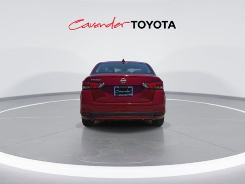 Used 2025 Nissan Versa SV FWD image 7