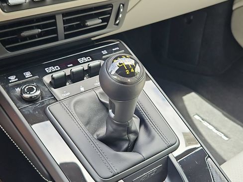 Certified 2026 Porsche 911 GT3 RWD image 29