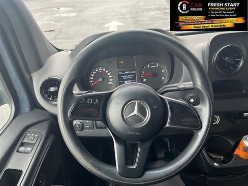 Used 2019 Mercedes-Benz Sprinter 170 image 16