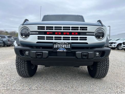 Used 2025 Ford Bronco Heritage Edition image 3