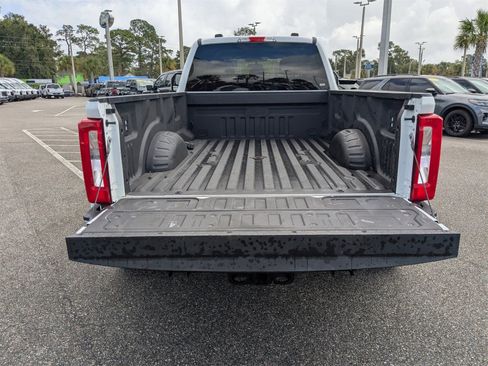 Used 2024 Ford F350 XLT image 11