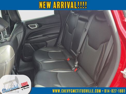 Used 2022 Jeep Compass Limited image 18