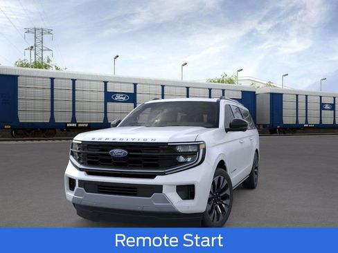 New 2026 Ford Expedition Max Platinum image 2