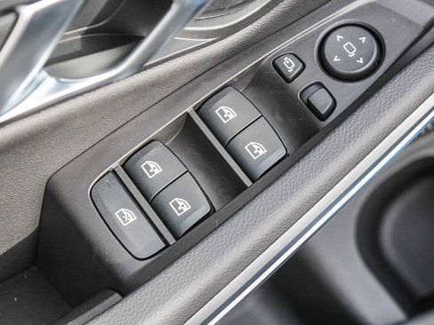 New 2026 BMW 330i 330i w/ M Sport Package image 30