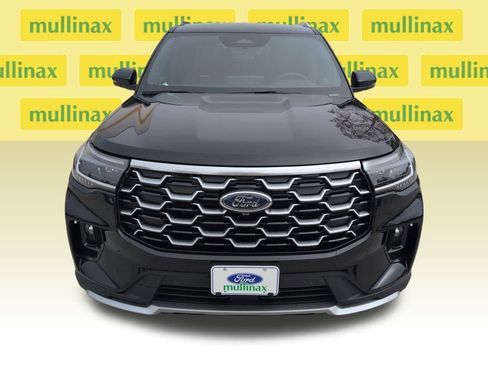 New 2026 Ford Explorer Platinum image 11