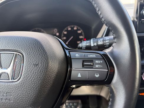 Used 2024 Honda CR-V EX-L image 25