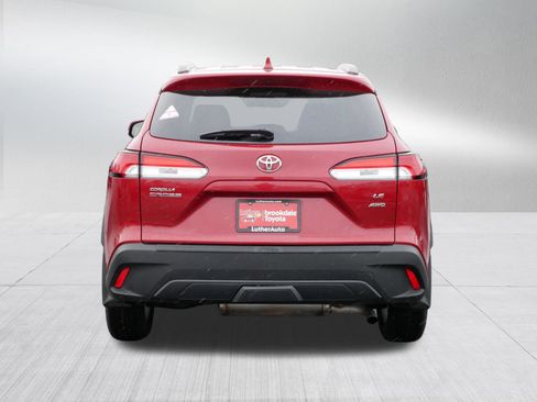 Certified 2022 Toyota Corolla Cross LE w/ Moonroof Package image 6
