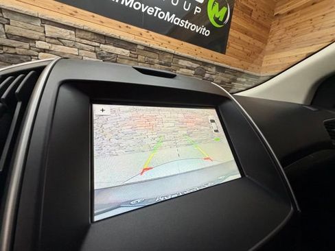 Used 2017 Ford Edge SEL w/ Equipment Group 201A AWD/4WD image 25