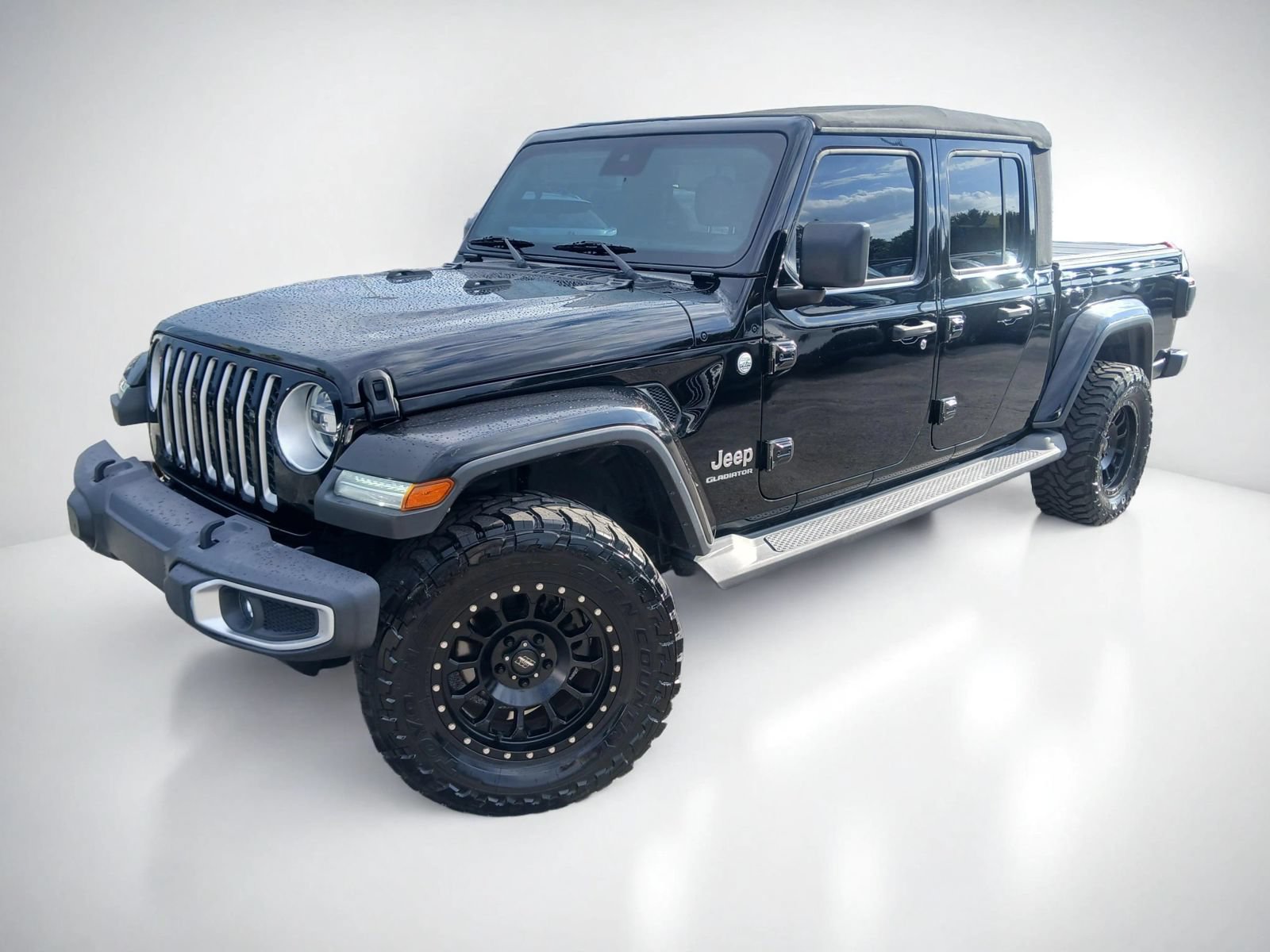 Used 2020 Jeep Gladiator Overland AWD/4WD image 1