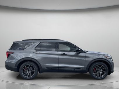 New 2026 Ford Explorer ST w/ Sun And Sound Package