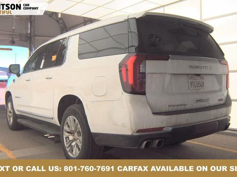 Used 2025 GMC Yukon XL Denali image 4