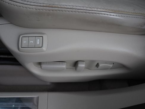 Used 2011 Cadillac SRX Premium w/ LPO, Protection Package image 27