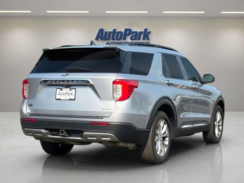 Certified 2023 Ford Explorer XLT w/ Equipment Group 202A AWD/4WD image 7