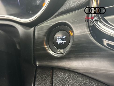 Used 2021 Jeep Grand Cherokee Laredo X image 27