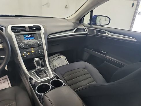 Used 2013 Ford Fusion SE image 24