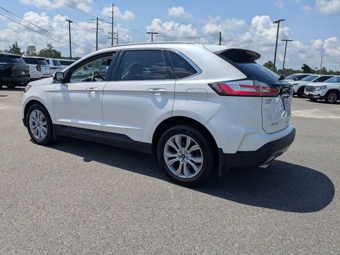 Used 2019 Ford Edge Titanium w/ Cold Weather Package FWD image 6