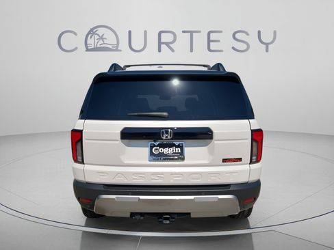 Certified 2026 Honda Passport TrailSport image 6