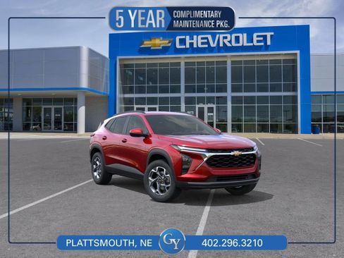 New 2026 Chevrolet Trax LT w/ Driver Confidence Package FWD image 1