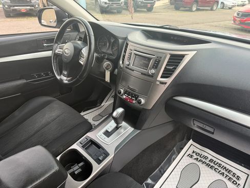 Used 2014 Subaru Legacy 2.5i Premium w/ Moonroof Package AWD/4WD image 16
