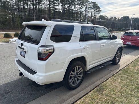 Used 2022 Toyota 4Runner TRD Sport image 5