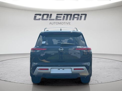 New 2025 Nissan Pathfinder SL w/ Black Appearance Package image 4