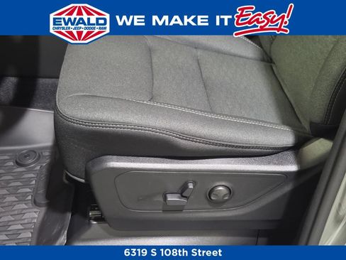 New 2026 RAM 1500 Big Horn AWD/4WD image 13