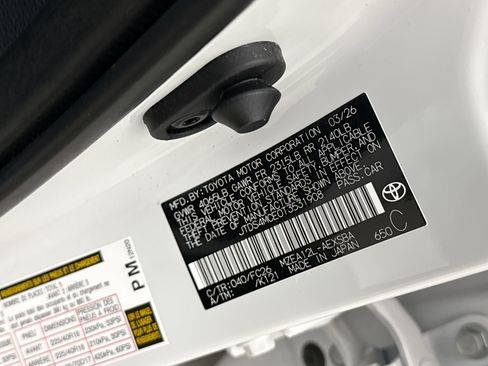 Used 2026 Toyota Corolla SE FWD image 11