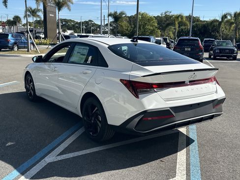 New 2026 Hyundai Elantra Sport FWD image 8