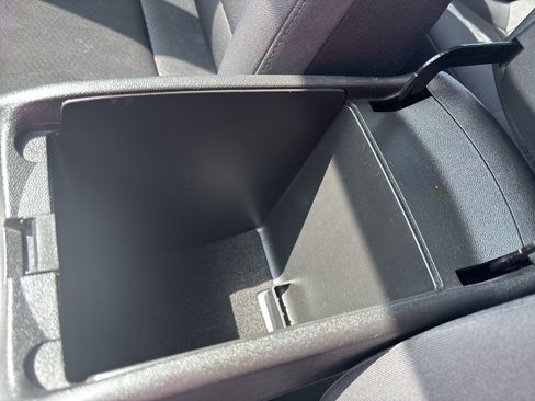 Used 2021 Chevrolet Malibu LT FWD image 22