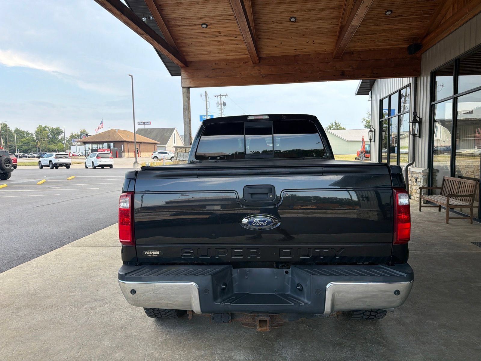 Used 2015 Ford F250 Lariat w/ Lariat Ultimate Package AWD/4WD image 19