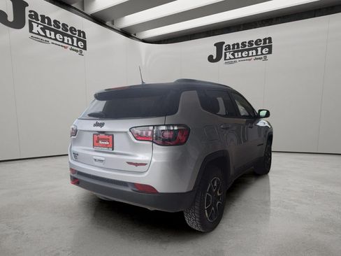 New 2026 Jeep Compass Trailhawk AWD/4WD image 3