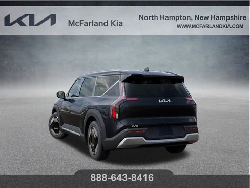 New 2026 Kia EV9 Wind image 5
