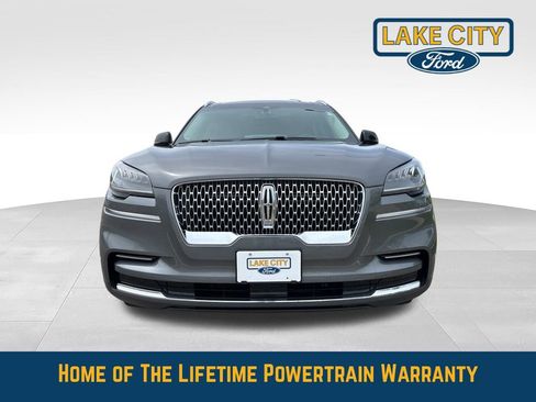 Used 2024 Lincoln Aviator AWD w/ Premium Package image 10