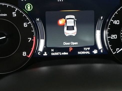 Used 2023 Acura TLX FWD image 19