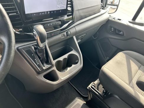 Used 2024 Ford Transit 350 XLT RWD image 32