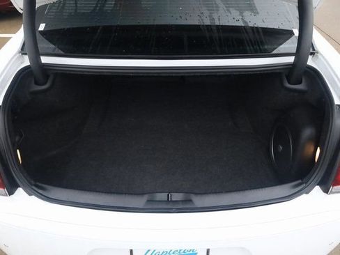 Used 2022 Chrysler 300 Touring L w/ Popular Equipment Group image 28