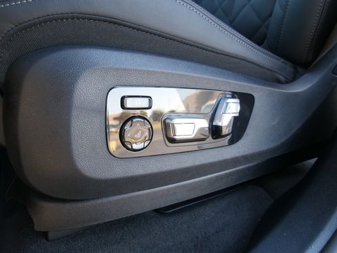 New 2026 BMW X7 xDrive40i w/ M Sport Package image 18