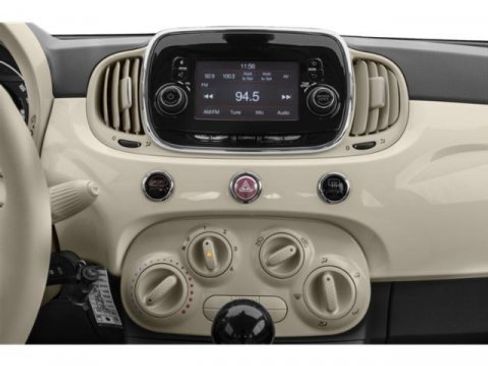Used 2018 FIAT 500 Lounge image 13