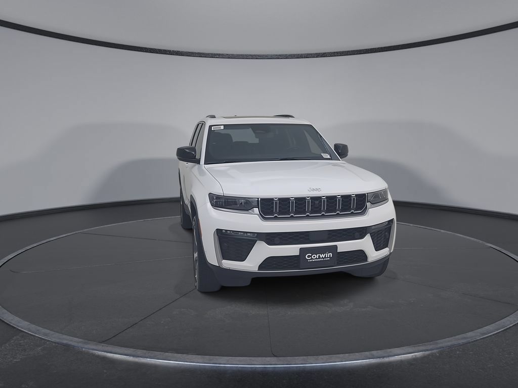 New 2026 Jeep Grand Cherokee Limited w/ Luxury Tech Group II AWD/4WD image 4