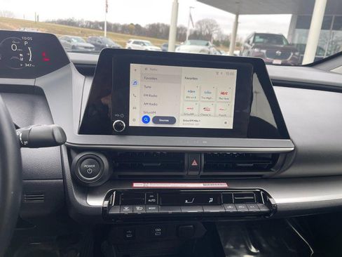 Used 2025 Toyota Prius LE image 23