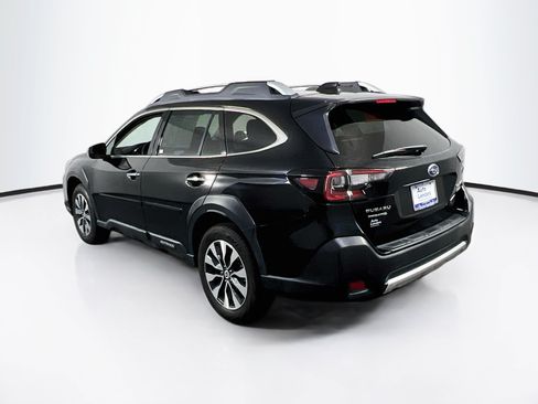 Used 2023 Subaru Outback Touring AWD/4WD image 7