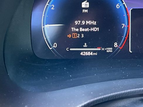 Used 2023 Toyota Highlander Limited image 20