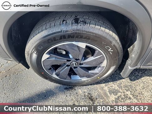 Certified 2024 Nissan Rogue SV w/ SV Premium Package AWD/4WD image 34