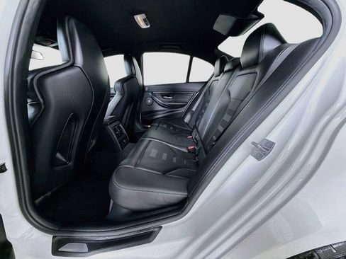 Used 2017 BMW M3 RWD image 25