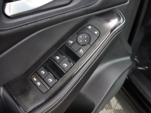 Used 2023 Nissan Rogue SV w/ SV Premium B Package AWD/4WD image 39