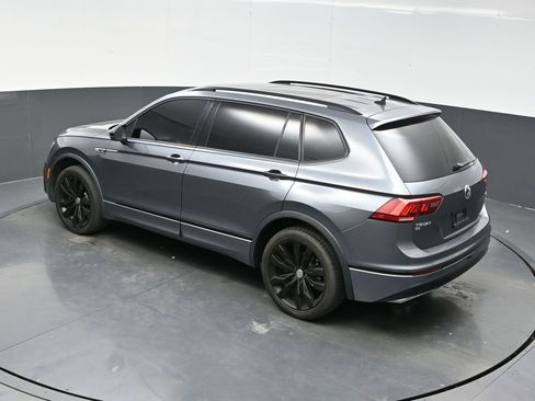 Used 2021 Volkswagen Tiguan SE R-Line image 45