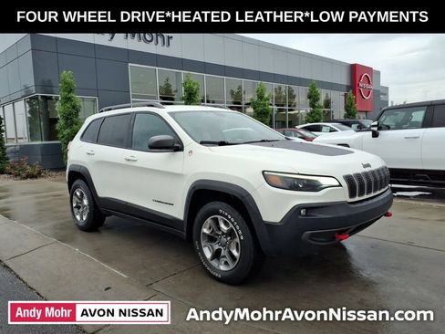 Used 2019 Jeep Cherokee Trailhawk w/ Cold Weather Group AWD/4WD image 1
