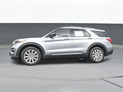 Used 2022 Ford Explorer Limited w/ Equipment Group 301A AWD/4WD image 61